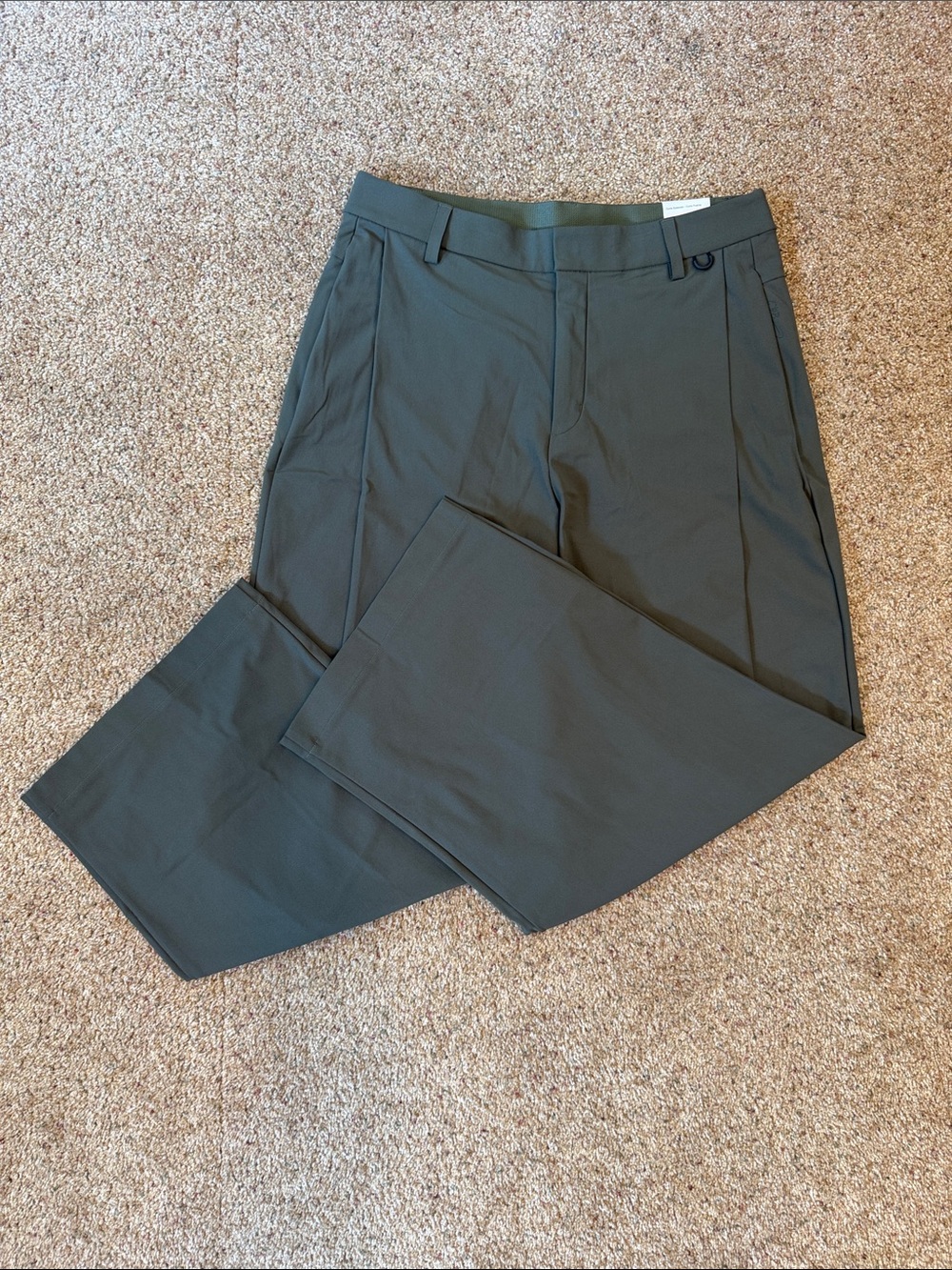 Men's Nike, 24.7 Straight-Fit, Olive Green Dress Pants